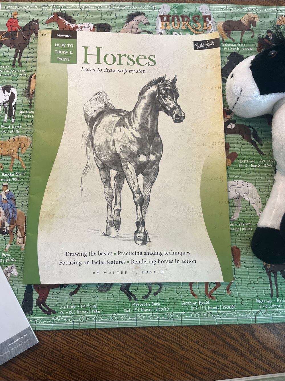 Horse Play 500-Piece Jigsaw Puzzle - Green - Picture 11 of 15